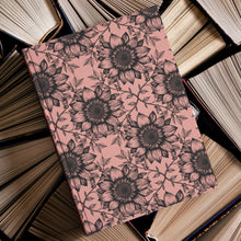 Load image into Gallery viewer, Daisy Damask JOURNAL - PEACHY KEEN
