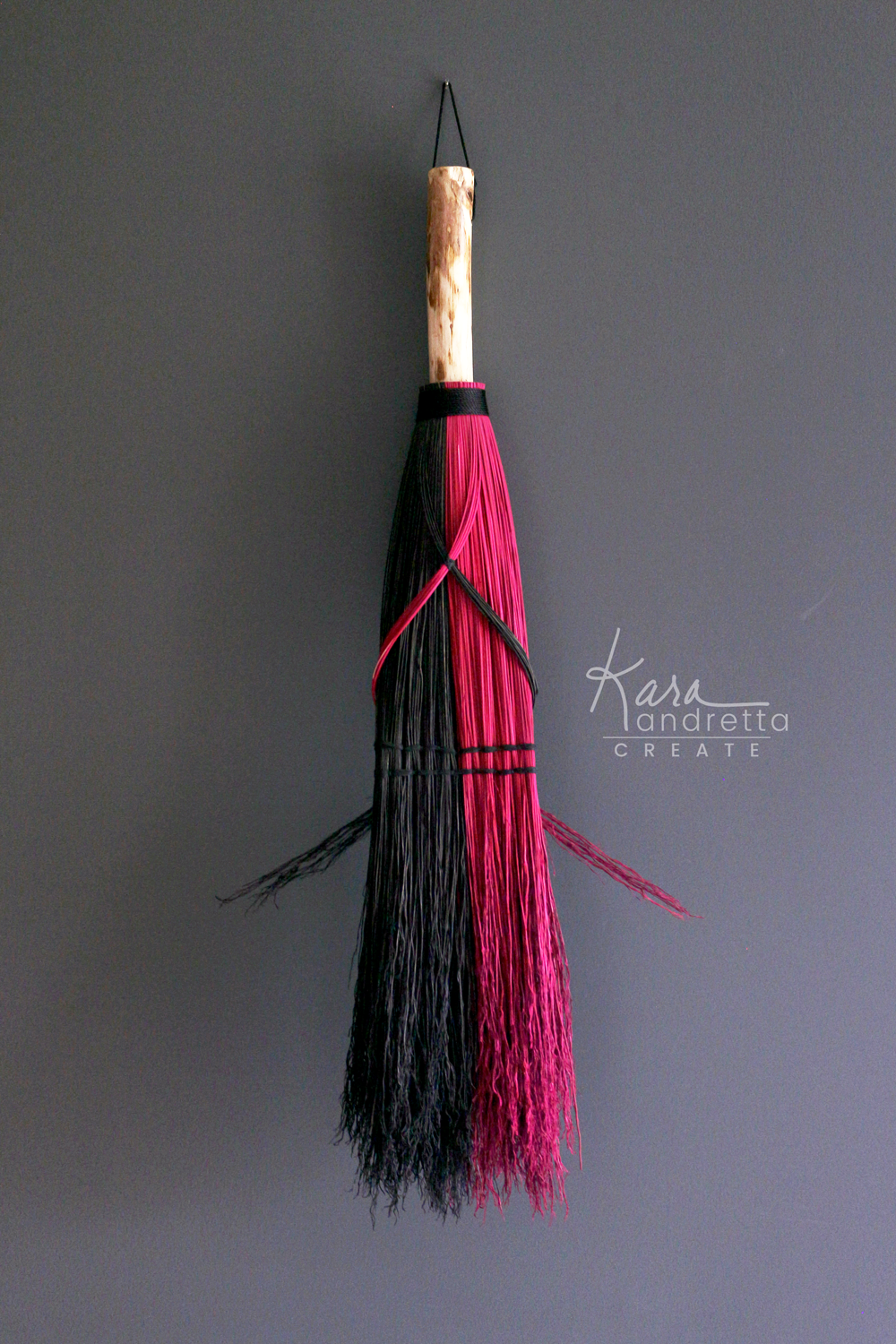 AMELIA Hearth Broom
