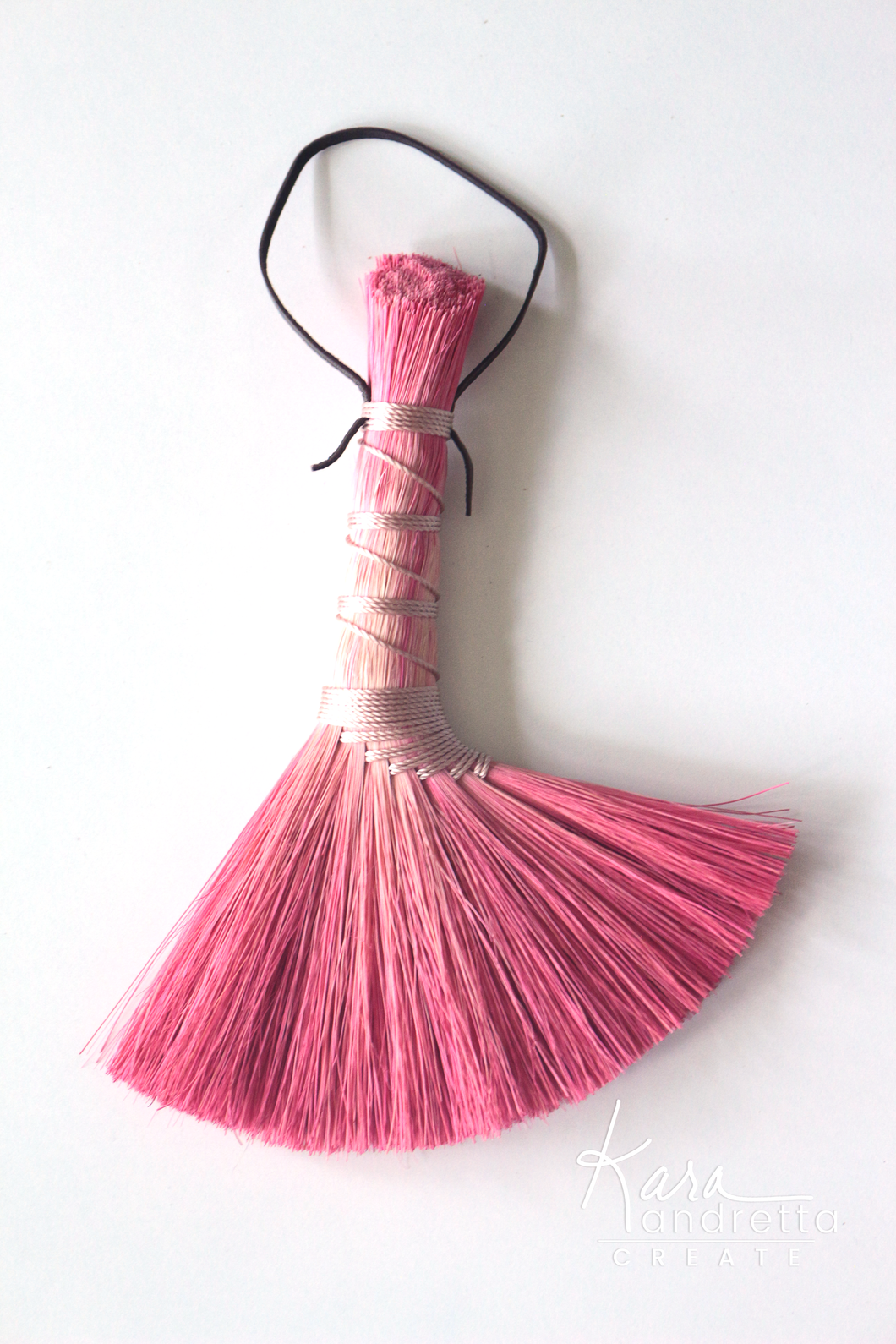 FAIRYTALE Altar Whisk